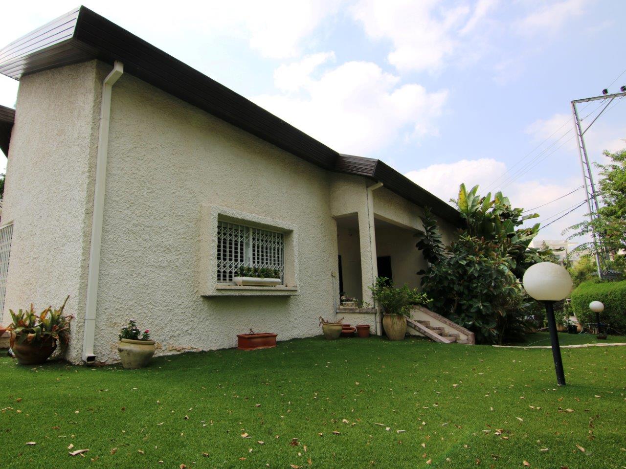 Villa et Terrain à Raanana